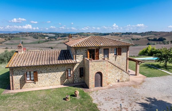 casa indipendente in vendita a Castiglione del Lago
