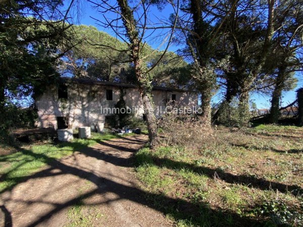 casa indipendente in vendita a Castiglione del Lago