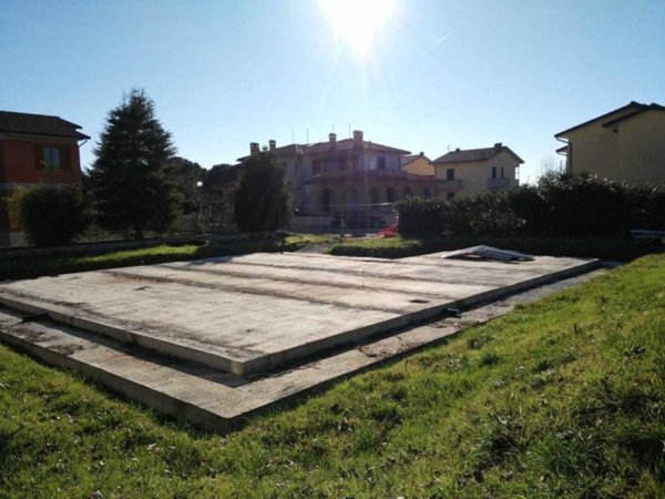 casa indipendente in vendita a Castiglione del Lago