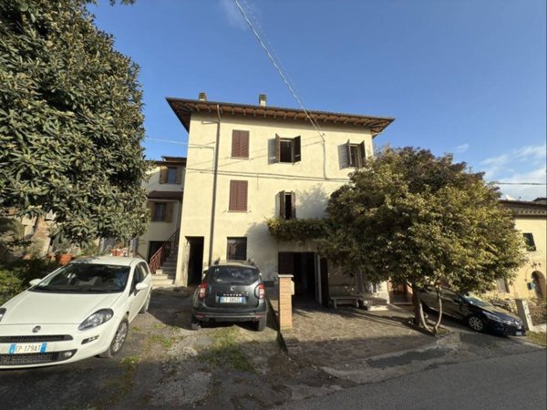 casa indipendente in vendita a Castiglione del Lago