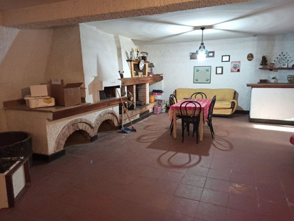 villa in vendita a Castiglione del Lago