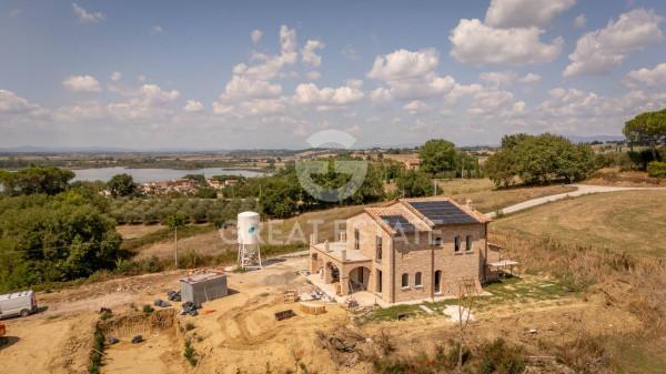 casa indipendente in vendita a Castiglione del Lago