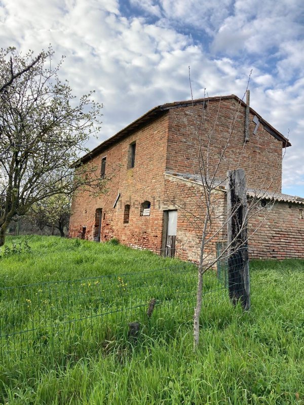 casale in vendita a Castiglione del Lago