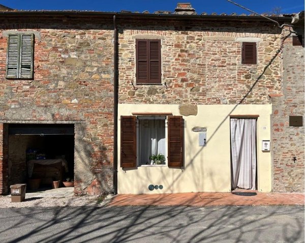 quadrivano in vendita a Castiglione del Lago