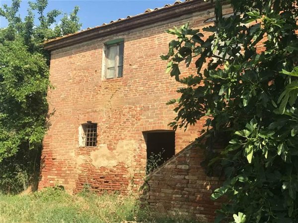 casale in vendita a Castiglione del Lago