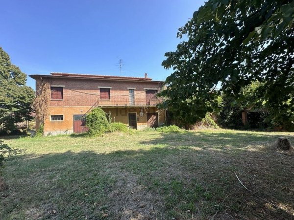 casa indipendente in vendita a Castiglione del Lago