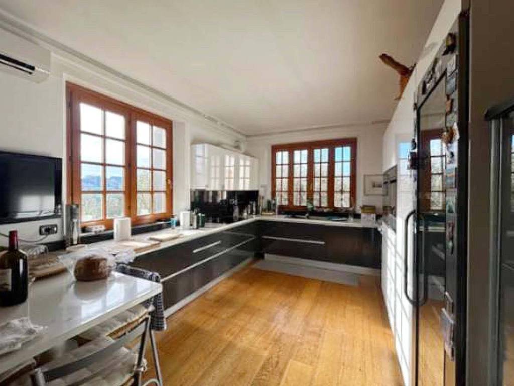 villa in vendita a Castiglione del Lago