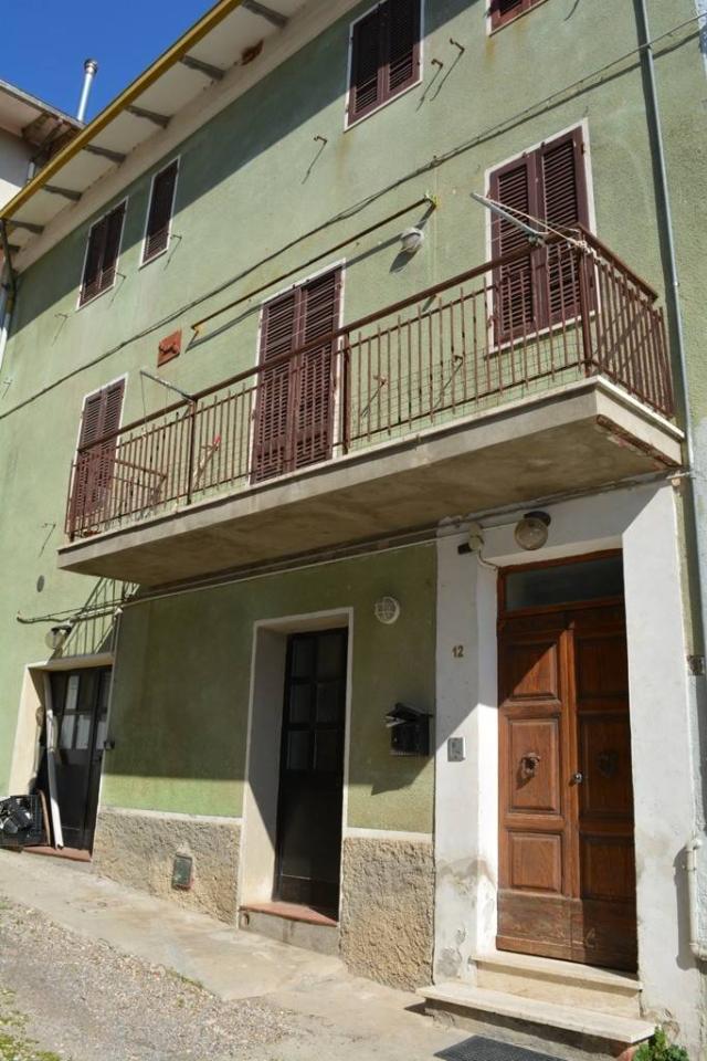 casa indipendente in vendita a Castiglione del Lago