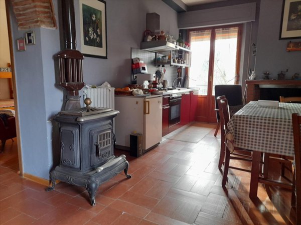 casa indipendente in vendita a Castiglione del Lago