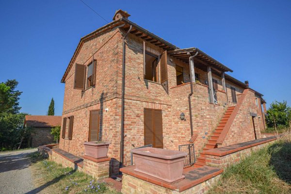casa indipendente in vendita a Castiglione del Lago