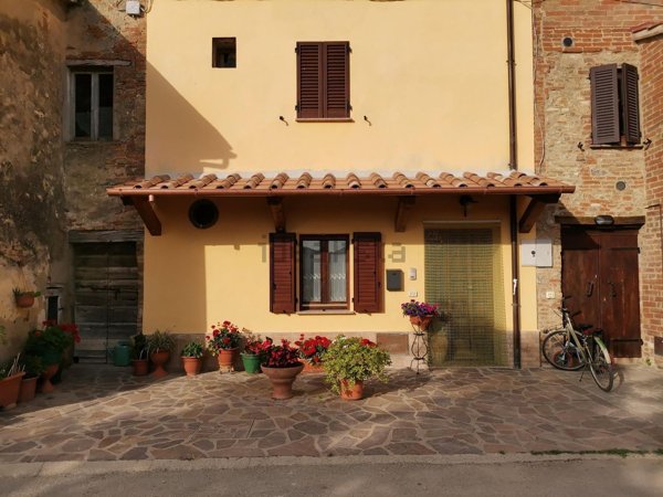 casa indipendente in vendita a Castiglione del Lago
