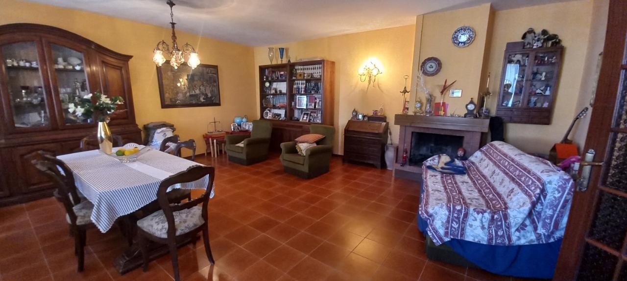 casa indipendente in vendita a Castiglione del Lago