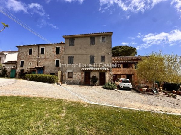 casa semindipendente in vendita a Castiglione del Lago