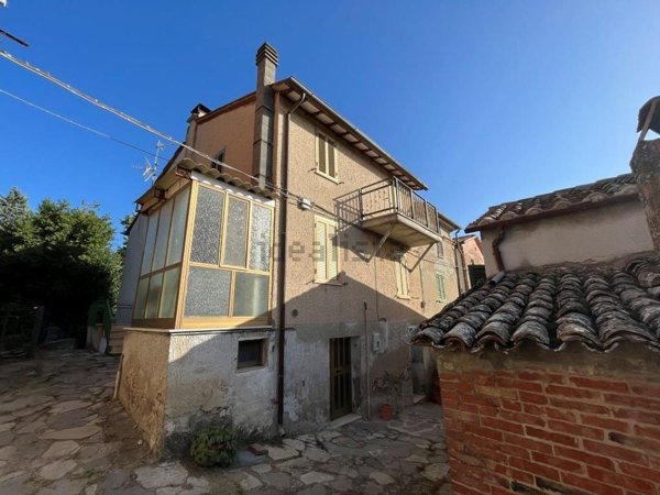 appartamento in vendita a Castiglione del Lago in zona Macchie