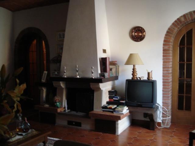 casa indipendente in vendita a Castiglione del Lago