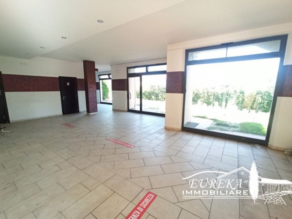 negozio in vendita a Castiglione del Lago