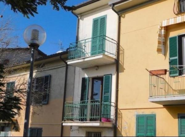 casa indipendente in vendita a Castiglione del Lago in zona Macchie
