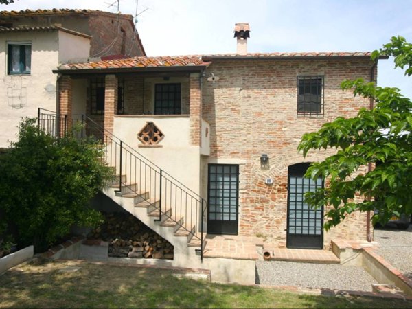 casa indipendente in vendita a Castiglione del Lago