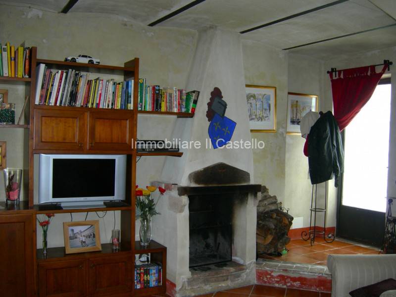 casa indipendente in vendita a Castiglione del Lago