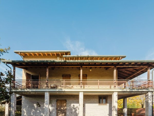 casa indipendente in vendita a Castiglione del Lago