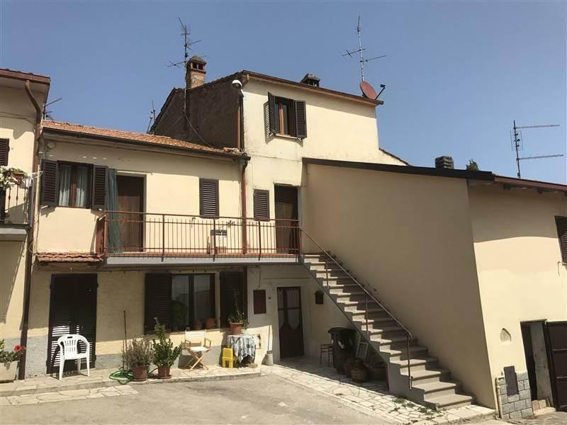 casa indipendente in vendita a Castiglione del Lago