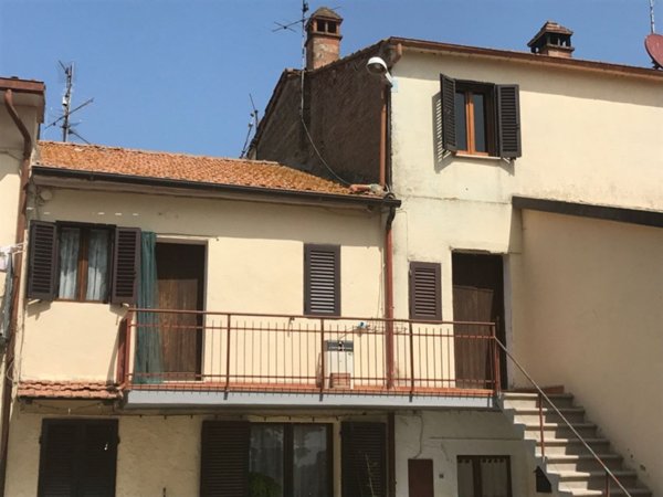 casa indipendente in vendita a Castiglione del Lago
