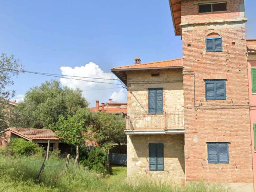 casa indipendente in vendita a Castiglione del Lago