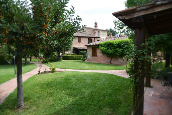 villa in vendita a Castiglione del Lago in zona Macchie