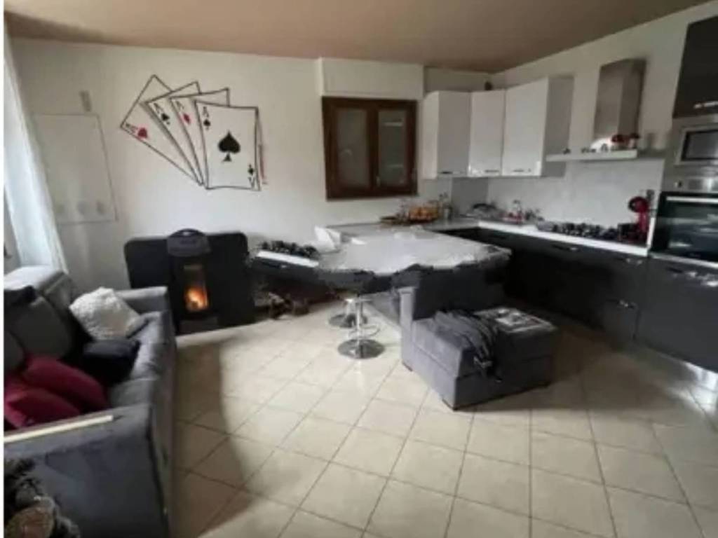 appartamento in vendita a Castiglione del Lago in zona Macchie