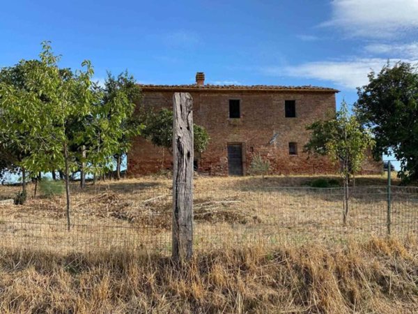 casale in vendita a Castiglione del Lago