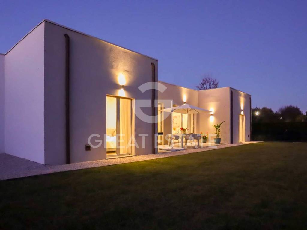casa indipendente in vendita a Castiglione del Lago
