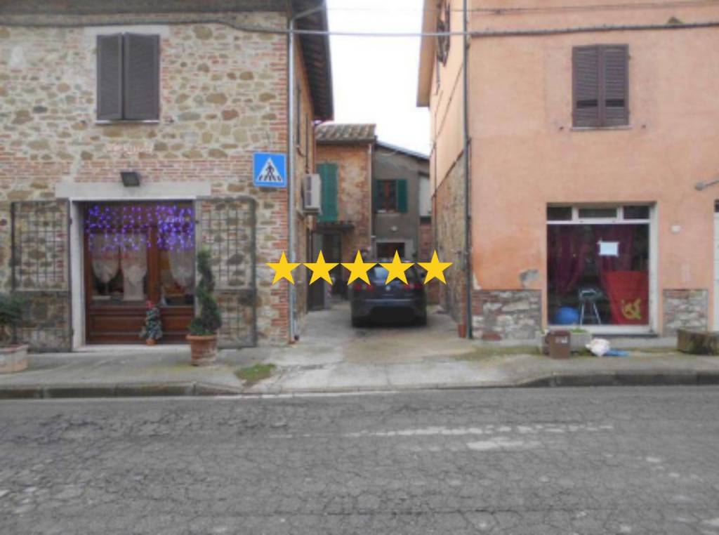 appartamento in vendita a Castiglione del Lago in zona Panicarola