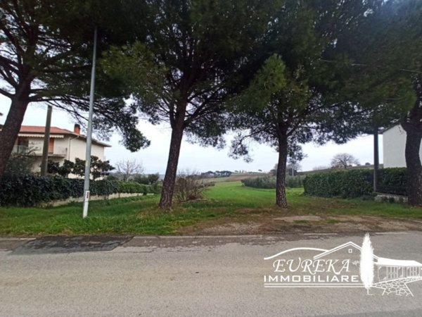 terreno edificabile in vendita a Castiglione del Lago in zona Vaiano