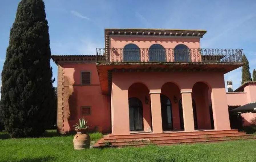 casa indipendente in vendita a Castiglione del Lago