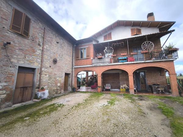 casa indipendente in vendita a Castiglione del Lago