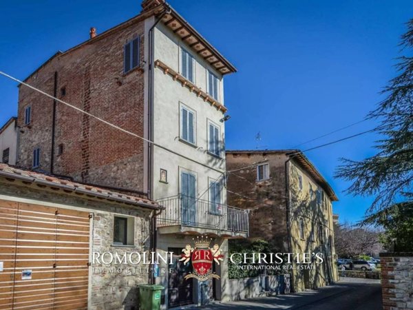 casa indipendente in vendita a Castiglione del Lago
