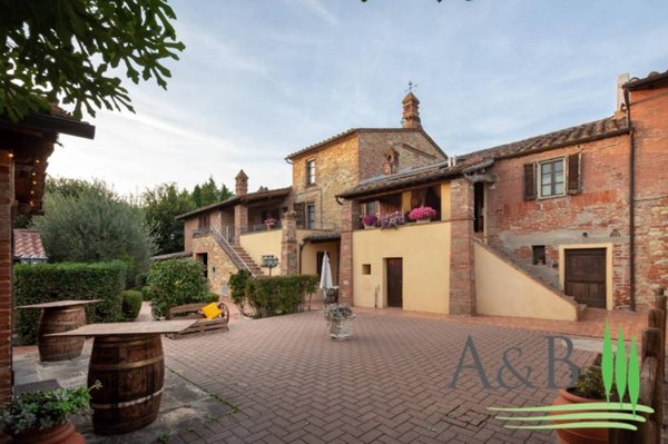 villa in vendita a Castiglione del Lago