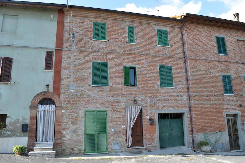 casa indipendente in vendita a Castiglione del Lago