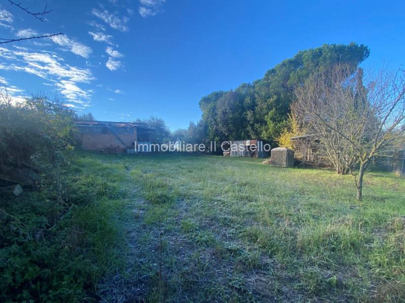 ufficio in vendita a Castiglione del Lago in zona Gioiella