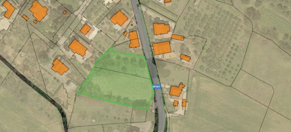 terreno edificabile in vendita a Castiglione del Lago in zona Gioiella