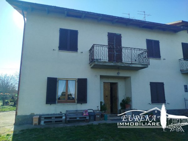 casa indipendente in vendita a Castiglione del Lago