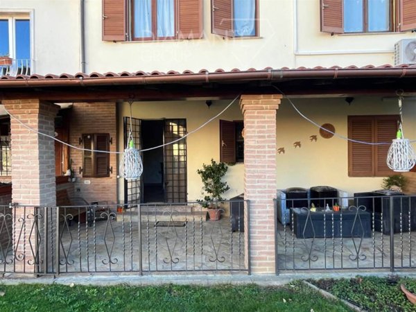 casa indipendente in vendita a Castiglione del Lago