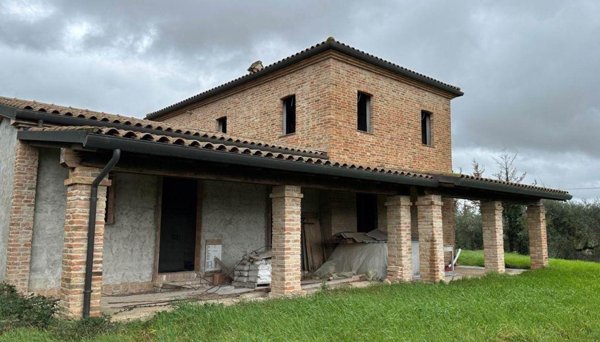 casale in vendita a Castiglione del Lago in zona Casamaggiore
