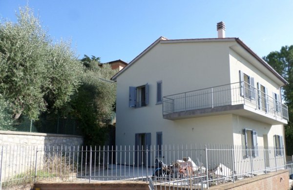 casa indipendente in vendita a Castiglione del Lago