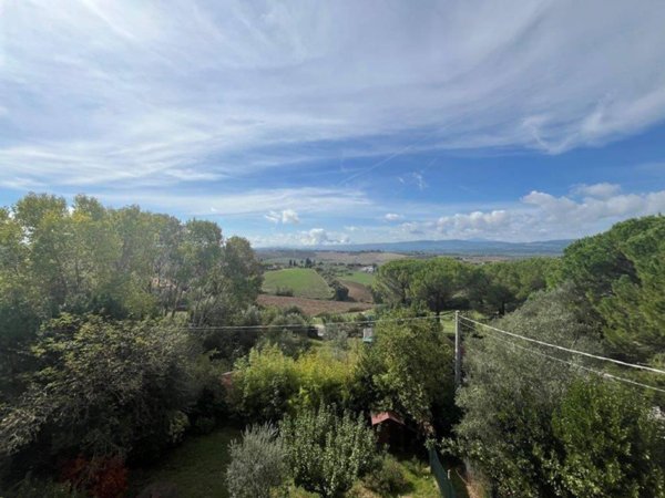 casa indipendente in vendita a Castiglione del Lago