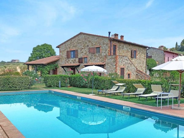casa indipendente in vendita a Castiglione del Lago in zona Vaiano