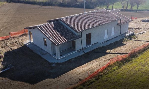 casa indipendente in vendita a Castiglione del Lago