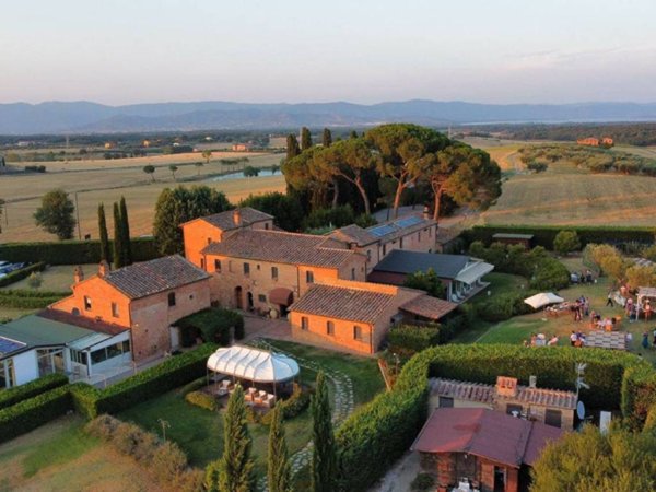 villa in vendita a Castiglione del Lago