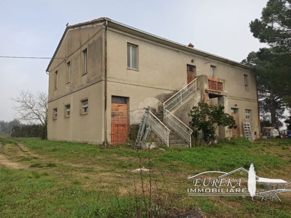 casa indipendente in vendita a Castiglione del Lago