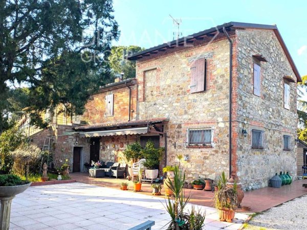 casa semindipendente in vendita a Castiglione del Lago